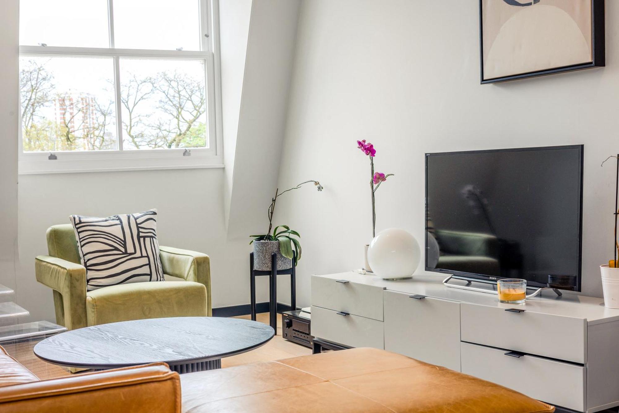 Apartamento Amazing 2br Flat, Free Parking, By Battersea *